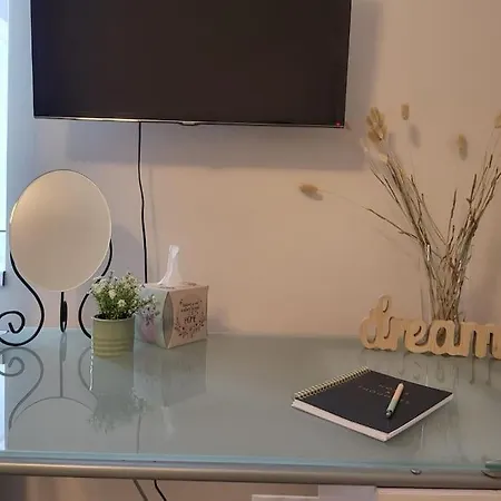 Oasis Home-garden Gem In The Heart Of * بوخارست