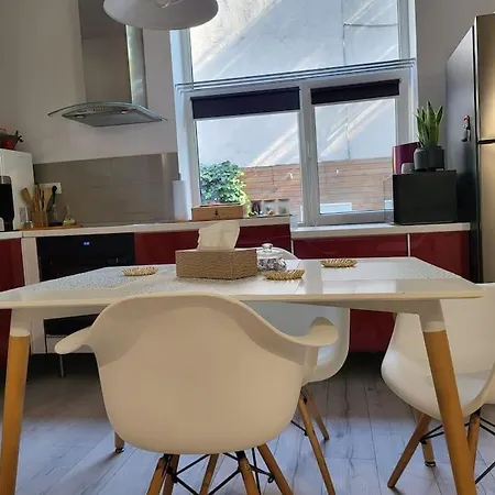 Oasis Home-garden Gem In The Heart Of